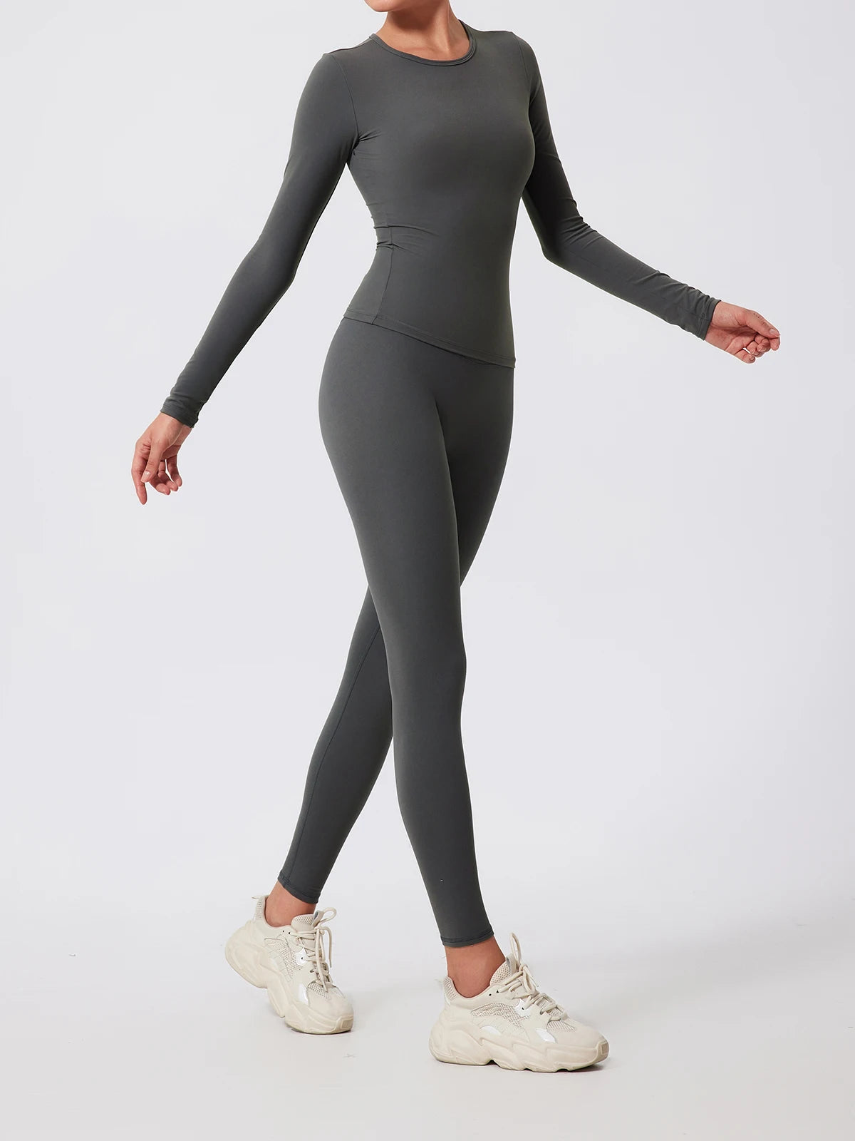 Move Women's Grey Two Piece Workout Set